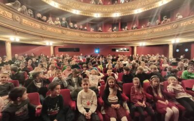 Učenici razredne nastave pogledali predstavu „Orašar“